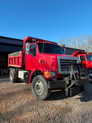 2003 Sterling L7500