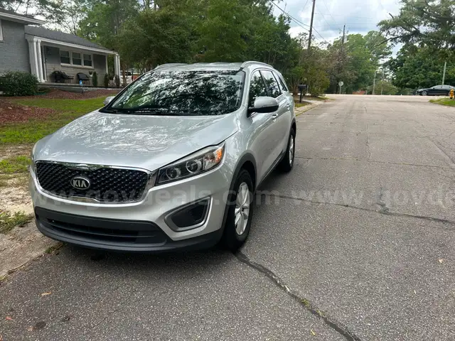 2016 Kia Sorento 1 OWNER
