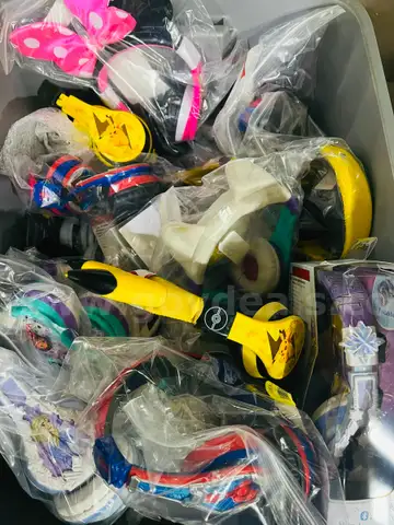 Lot of 35 Kids Headphones Electronics - Pokemon, Frozen, Spiderman, Bluey &#x26; More - WILL SHIP