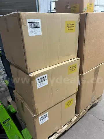 Lot of Halloween Seasonal Books, Decor, Bubbles, Beverage Dispensers &#x26; More - PALLET