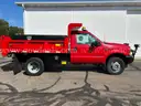 2001 Ford F-550 4WD + Plow