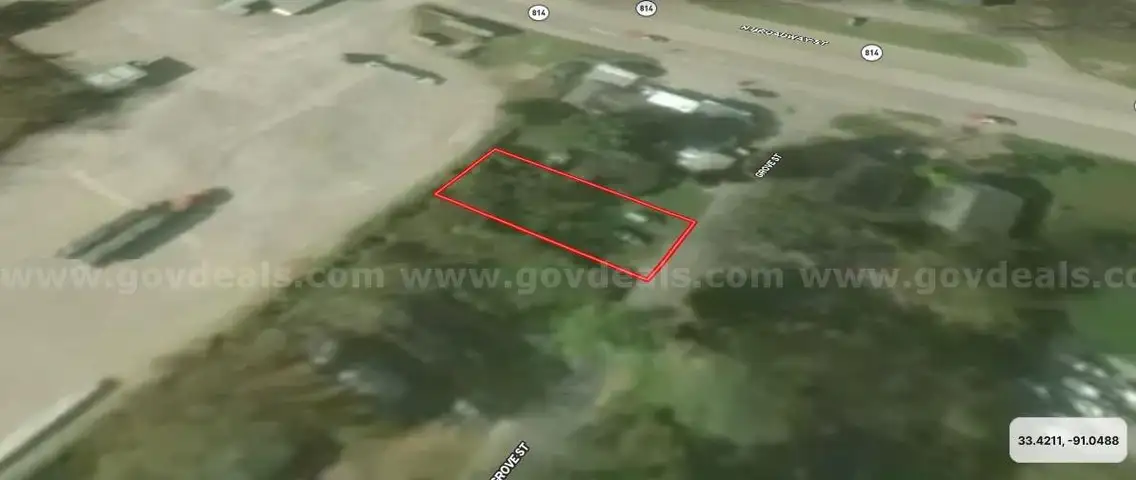 Nice residential lot in Washington County, MS. No HOA !!