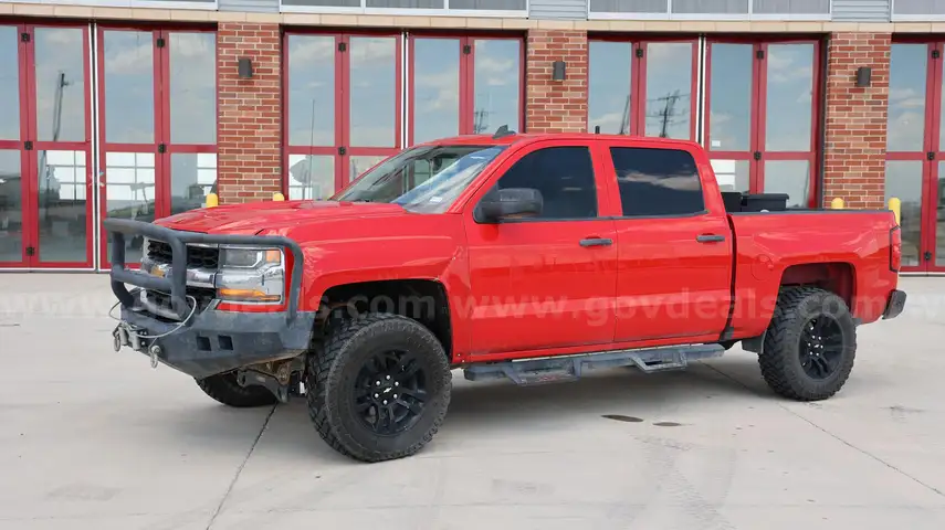2018 Chevrolet Silverado 1500 LS Crew Cab Short Box 4WD