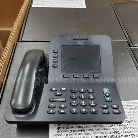 Lot of 315 + Cisco 8945 IP Phone (used but clean )