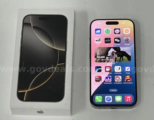 Apple iPhone 16 Pro - 256GB - Natural Titanium - VeriZon