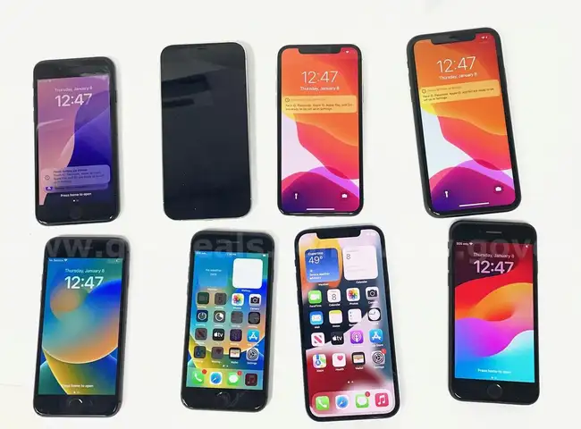8 Lot Mixed Apple iPhones