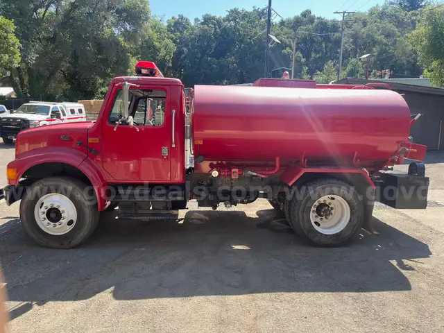 2001 International 4700 Water Tanker/Tender