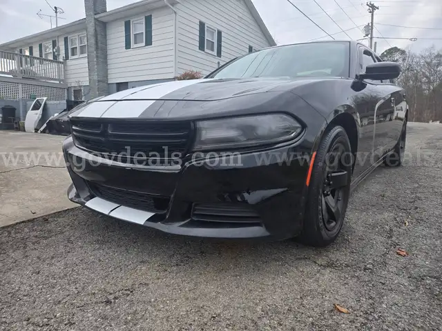 2017 Dodge Charger 5.7 Hemi Pursuit (See Test Drive Vehicle)