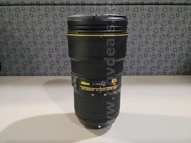 Nikon 24-70mm lens