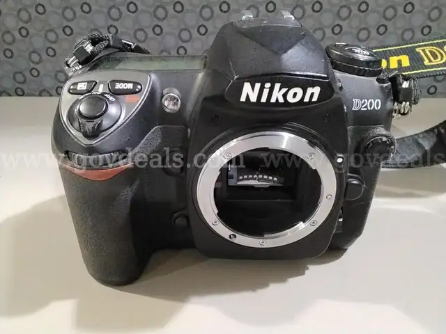 Nikon D200 Camera