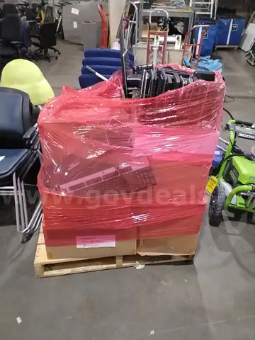 Pallet of broken keyboards