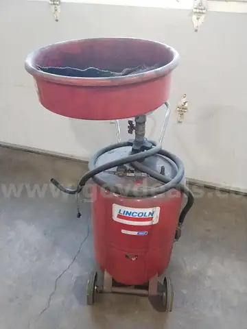 Upright Portable Oil Drain