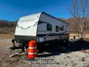 1 Lot of 5 RV Travel Trailers