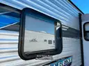 1 Lot of 5 RV Travel Trailers