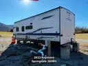 1 Lot of 5 RV Travel Trailers