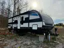 1 Lot of 5 RV Travel Trailers