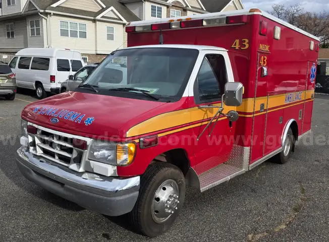 1997 Ford Econoline E-350 Ambulance