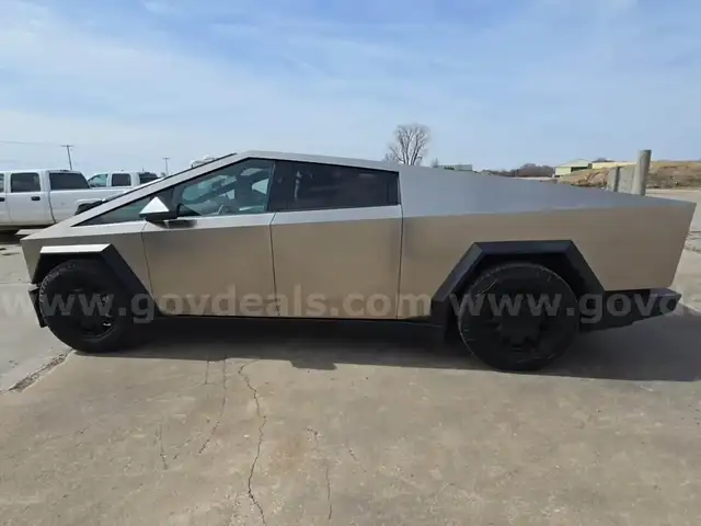 2024 Tesla Cybertruck Foundation Series