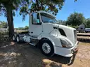 2012 Volvo VNL T/A Day Cab Truck Tractor – Wet Kit Equipped