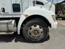 2013 KENWORTH T370