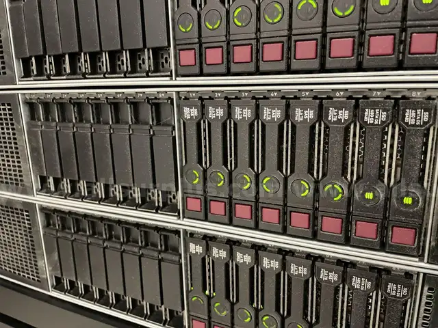 Prolian DL380 Gen10 rack mounted server