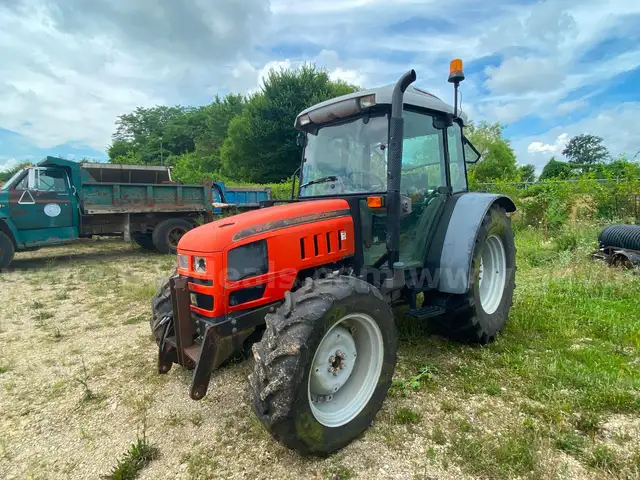 GJ75 Tractor 4x4