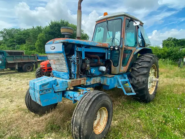 Blue Ford Tractor TNS
