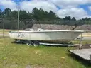 25ft Mako with EZ Trailer
