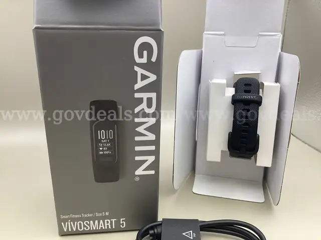 Garmin Vivosmart 5 Smart Fitness Tracker