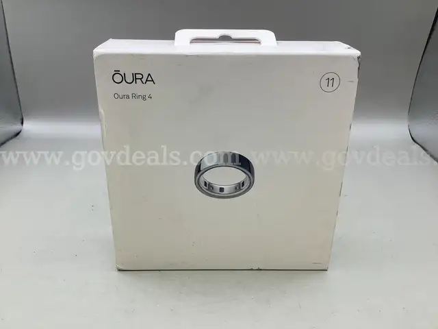 OURA Ring 4 Silver, Size 11