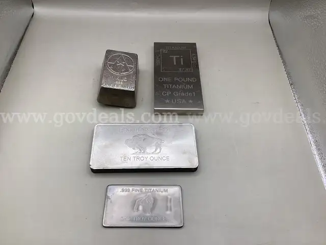 Lot of 4 Metal Bars (Titanium &#x26; Bismuth)