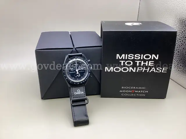 BIOCERAMIC MOONSWATCH  MISSION TO THE MOONPHASE - NEW MOON