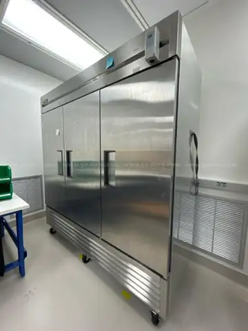 True T-72 Refrigerator