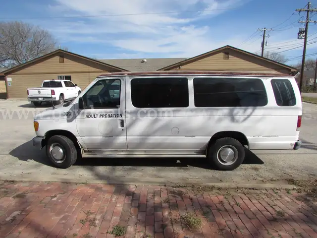 2006 Ford E350 Van