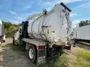 2005 Sterling L7500 &#x26; 2005 GapVax MC1005 Vacuum Body