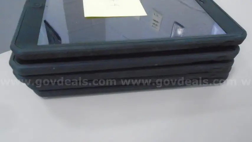 Lot of 5 iPad Air1 (1st Gen) 16 gig 12.5.7 OS