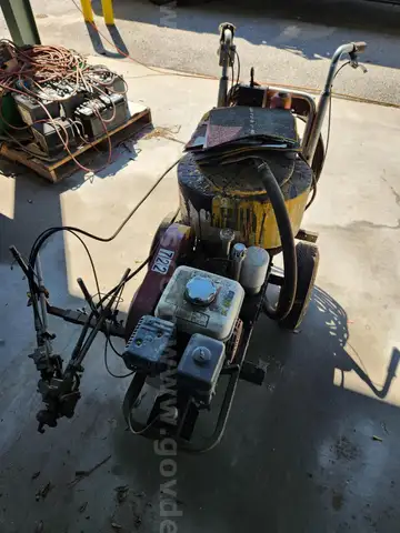 POWERLINER 6900XLT, WALK BEHIND AIRLESS PAINT SPRAYER SYSTEM