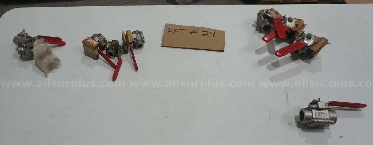 9 PCS. BALL VALVES BULK LOT, NEVER USED.