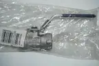 139 PCS. VALVES BULK LOT, NEVER USED.