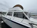 1977 Uniflite 32&#x27; Cabin Mtn