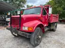 2001 International 4900 S/A Dump Truck