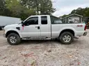 2009 Ford F-250 4x4 Super Duty XLT Extended Cab Pickup