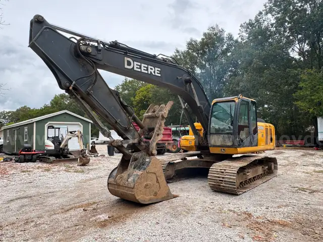 2012 John Deere 200D LC Hydraulic Excavator