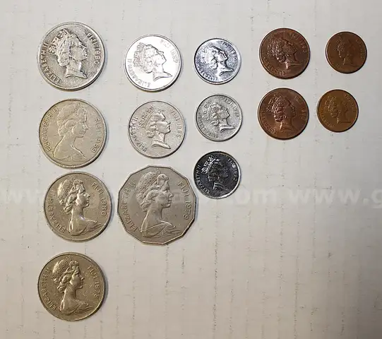 Lot of 14 Fiji Coins
