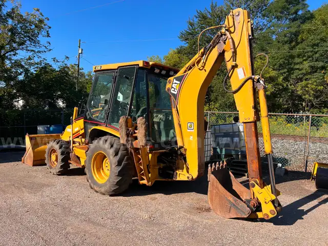 2001 CAT Backhoe 420D + 2 Extra Buckets   SEE VIDEO!!!