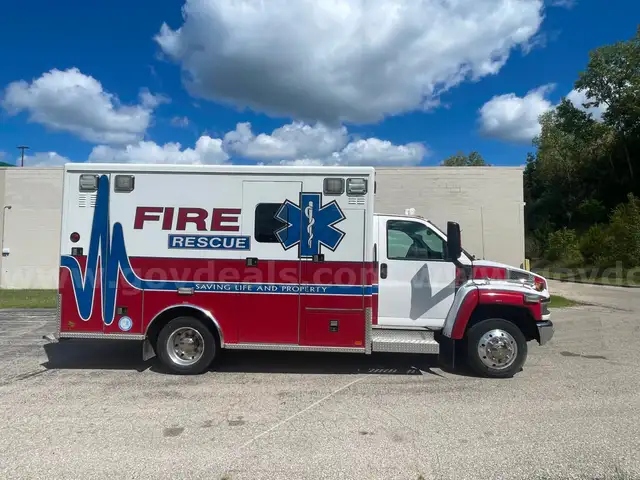 2008 Chevrolet Ambulance Fire Rescue Truck