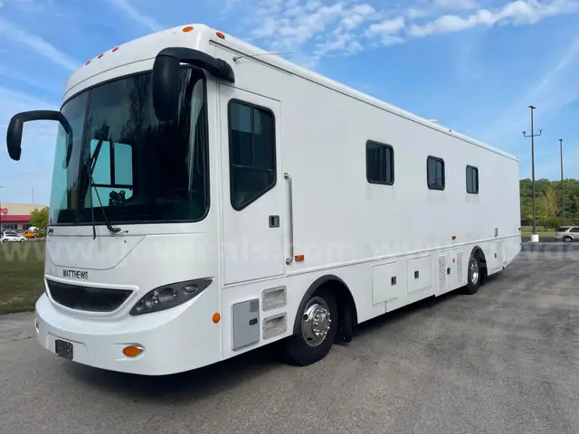 2017 Thomas Bus Matthews Speciality Vehicle