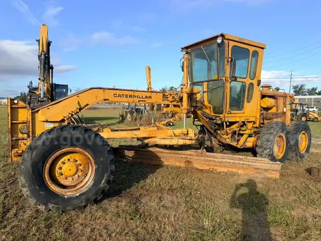 CATERPILLAR 140G MOTOR GRADER * SEE VIDEO *