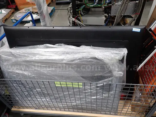 (Qty. 5) TV&#x2019;s / Monitors - Samsung / Hisense / Best Buy
