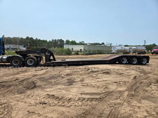 2015 landoll rgn lowboy trailer 55 ton